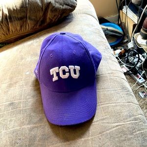 Tcu hat